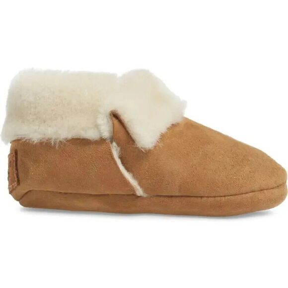 UGG Solvi 1017193I Infant Chestnut Sheepskin Low Top Casual Cuffed Boot UGG285 - Picture 2 of 5